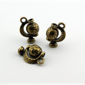 3 Anhänger Globus 3D in vintage Bronze | vintageparts.eu