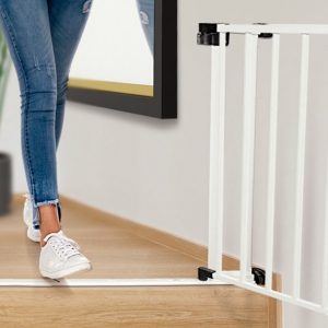 IMPAG Treppenschutzgitter Safe Step ohne Stolperkante 62 – 281 cm”” | impag-schutzgitter.de