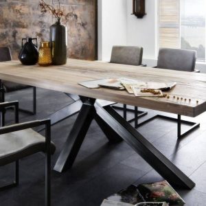 Massiver Esstisch Chico aus Balkeneiche | massive-naturmoebel