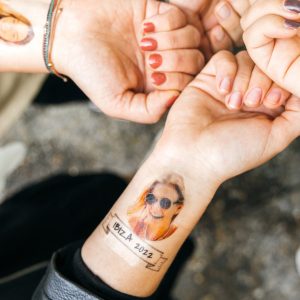 Personalisierbare Tattoos 4er Set mit Gesicht und Banner, Fotogeschenk, Geschenk Frauen, Geschenk Freundin, Geschenk Schwester, Witzige Geschenke,