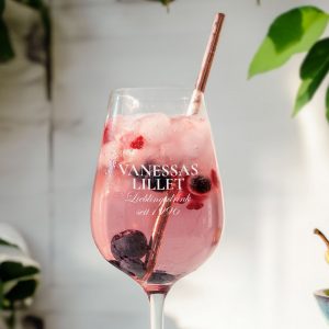 Personalisierbares Lillet Glas mit Name, Geburtstagsgeschenk, Geschenk Frauen, Geschenk Freundin, Geschenk Schwester, Geschenk Mama, Witzige Geschenke